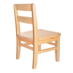 silla de madera para ludoteca