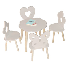 mesa infantil con sillas de madera