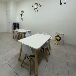 Mesa Rectangular - Cuatro sillas Berlín - DUDUK