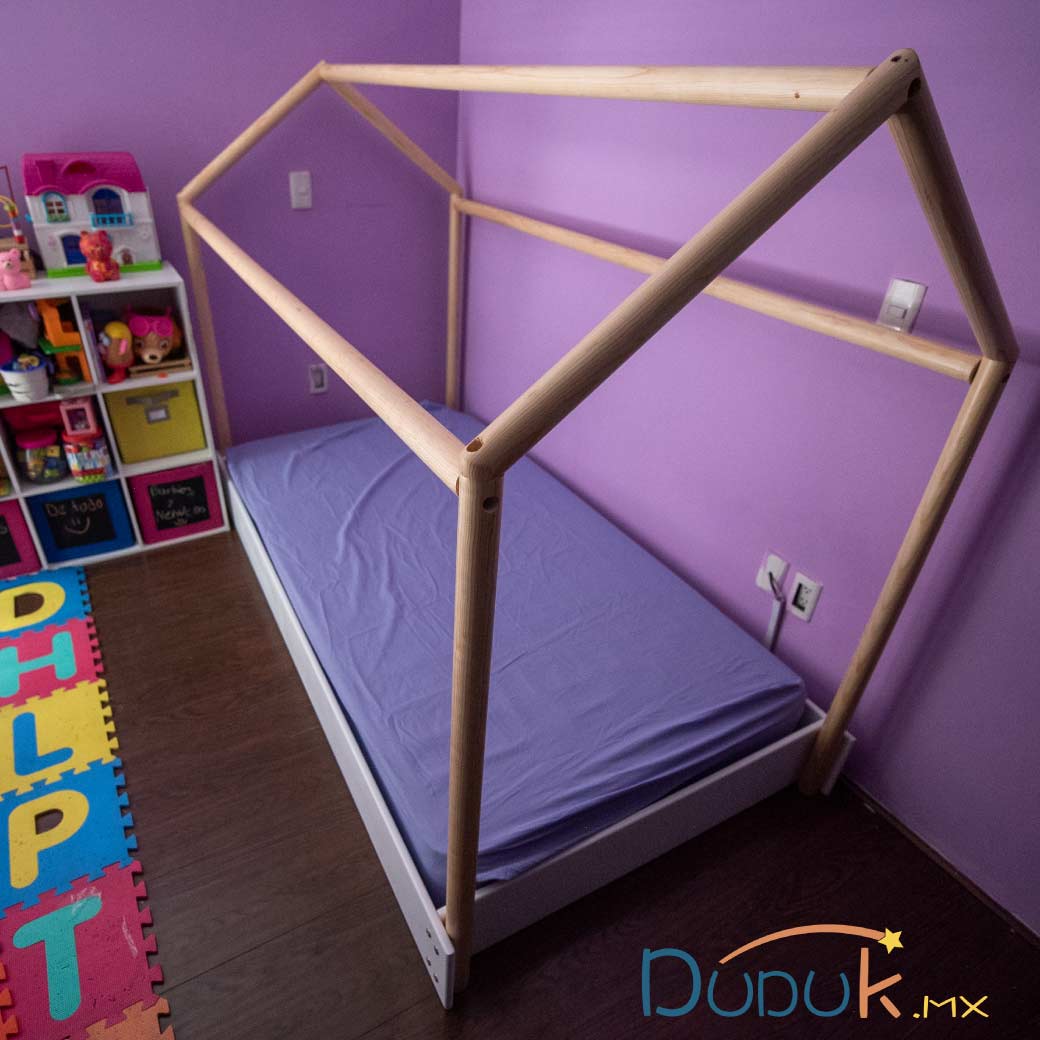 Cama Casa Tubular (barnizada)