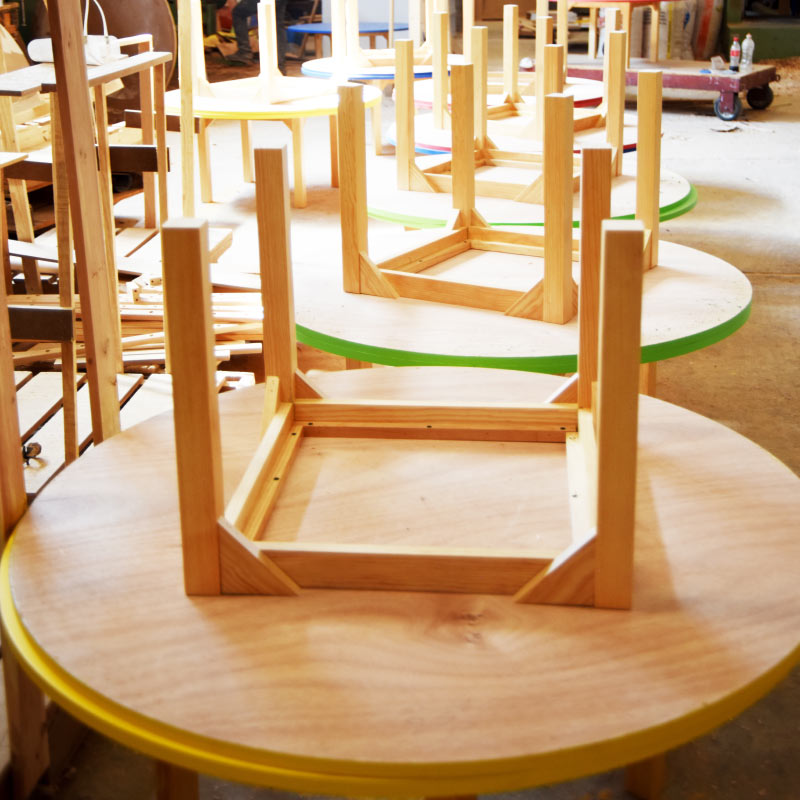 Mesas infantiles de madera
