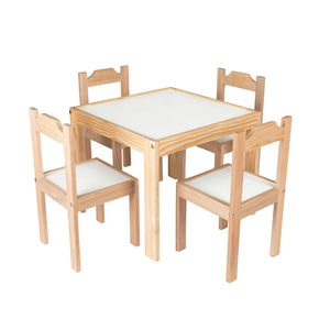 mesa infantil con sillas de madera